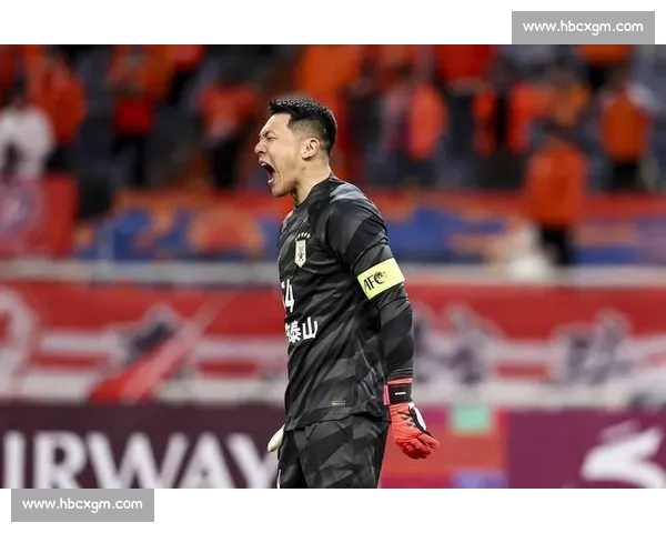 基莱斯 10 球领跑射手榜!单挑泰山防线爆射制胜,王大雷望球兴叹